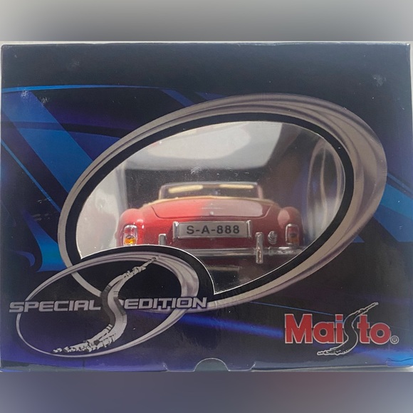 VTG1955 Mercedes-Benz 190 SL Red Convertible Maisto 1:18 DieCast Special Edition - Picture 5 of 6